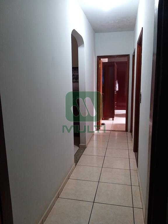 Casa à venda com 4 quartos, 260m² - Foto 10