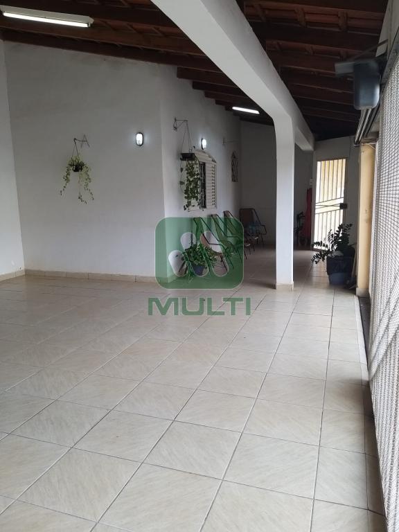 Casa à venda com 4 quartos, 260m² - Foto 17