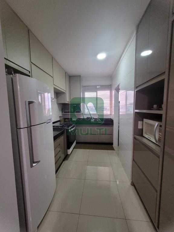 Apartamento à venda com 3 quartos, 79m² - Foto 16