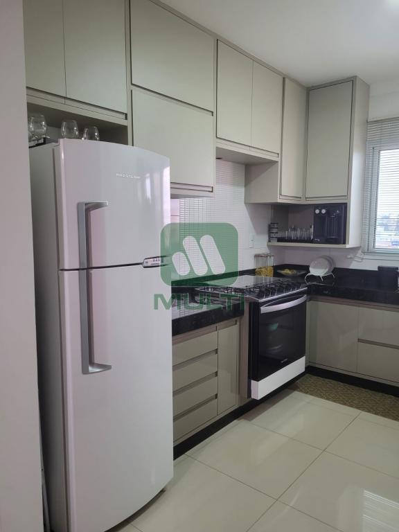 Apartamento à venda com 3 quartos, 79m² - Foto 17