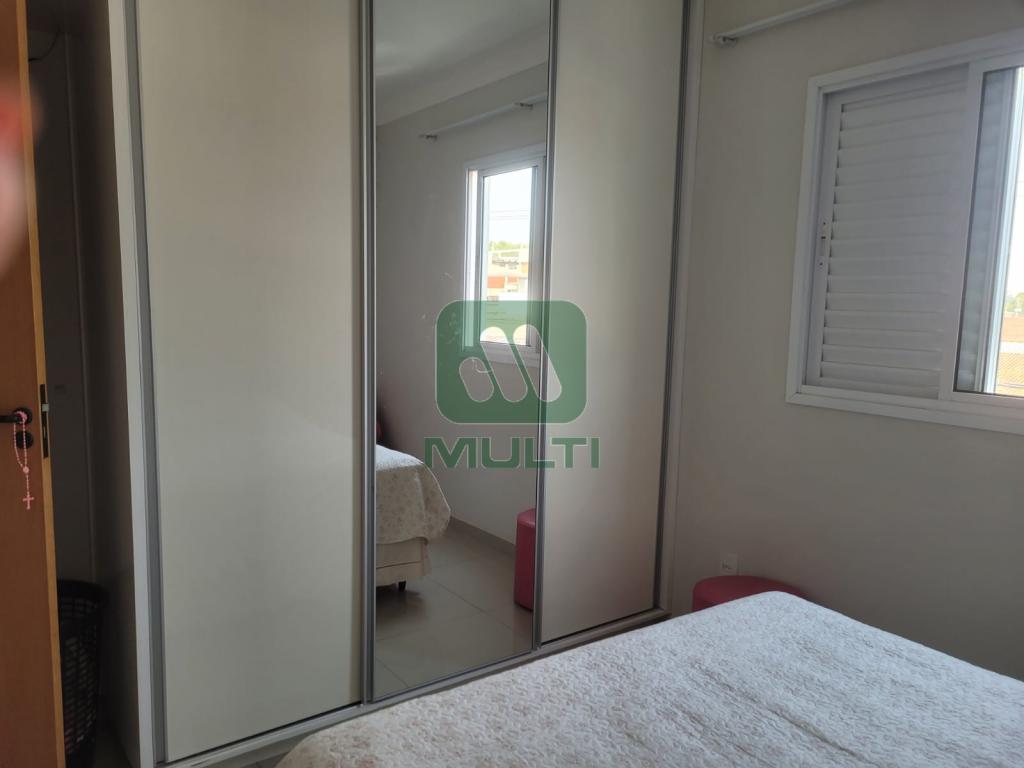 Apartamento à venda com 3 quartos, 79m² - Foto 28