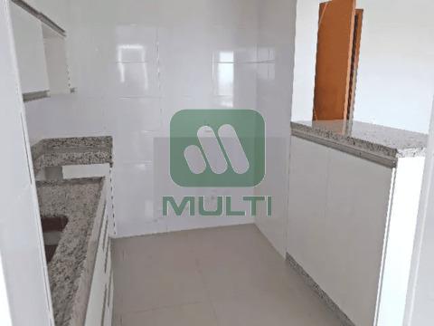 Apartamento à venda com 2 quartos, 60m² - Foto 4