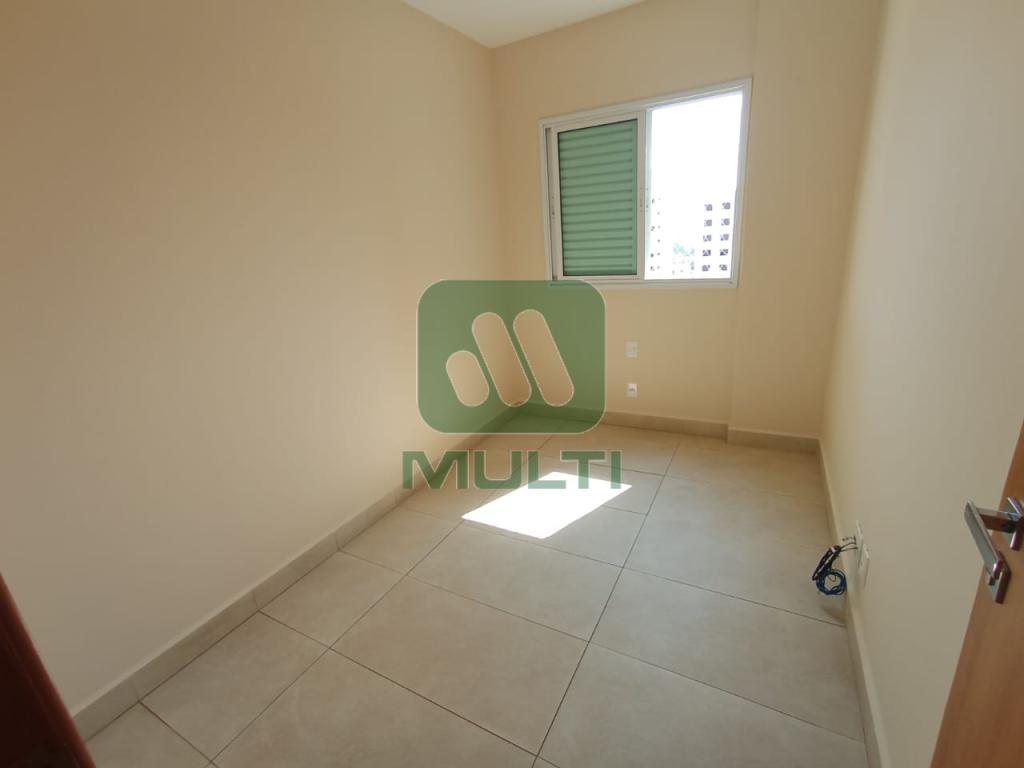 Apartamento à venda com 3 quartos, 87m² - Foto 10