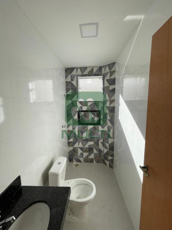 Apartamento à venda com 2 quartos, 67m² - Foto 6