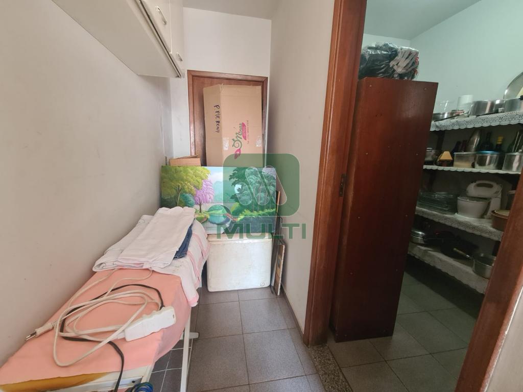 Apartamento à venda com 3 quartos, 127m² - Foto 6