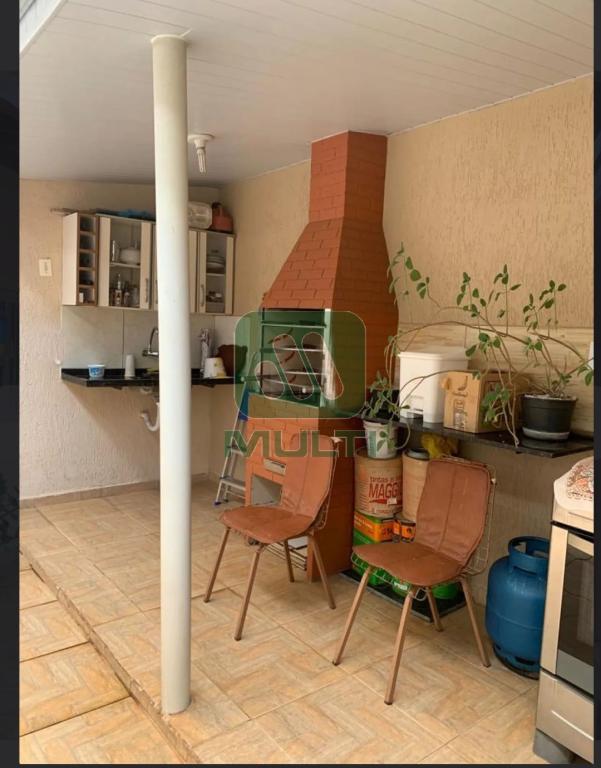 Casa à venda com 3 quartos, 197m² - Foto 6