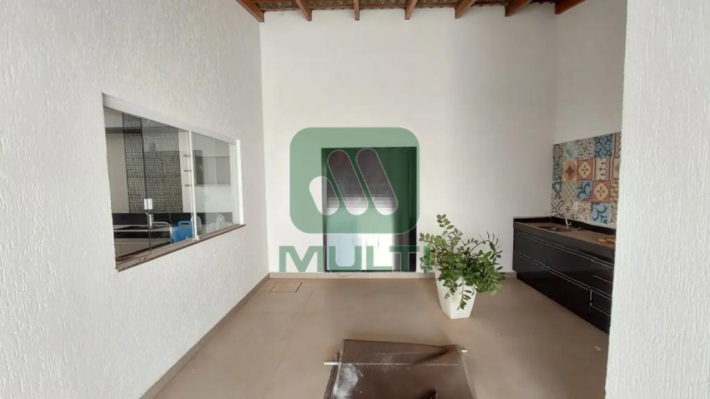 Casa à venda com 3 quartos, 150m² - Foto 9