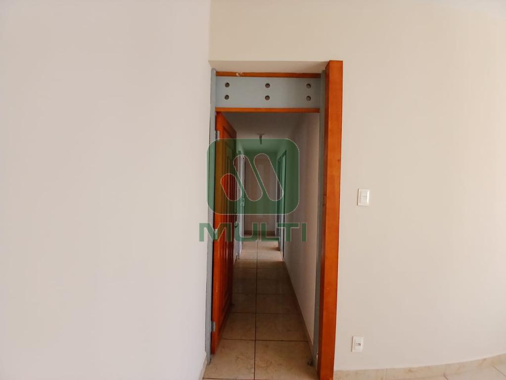 Apartamento à venda com 3 quartos, 134m² - Foto 7