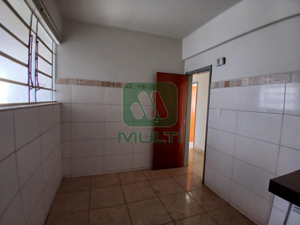 Apartamento à venda com 3 quartos, 134m² - Foto 10