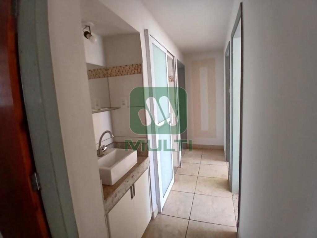 Apartamento à venda com 3 quartos, 134m² - Foto 15