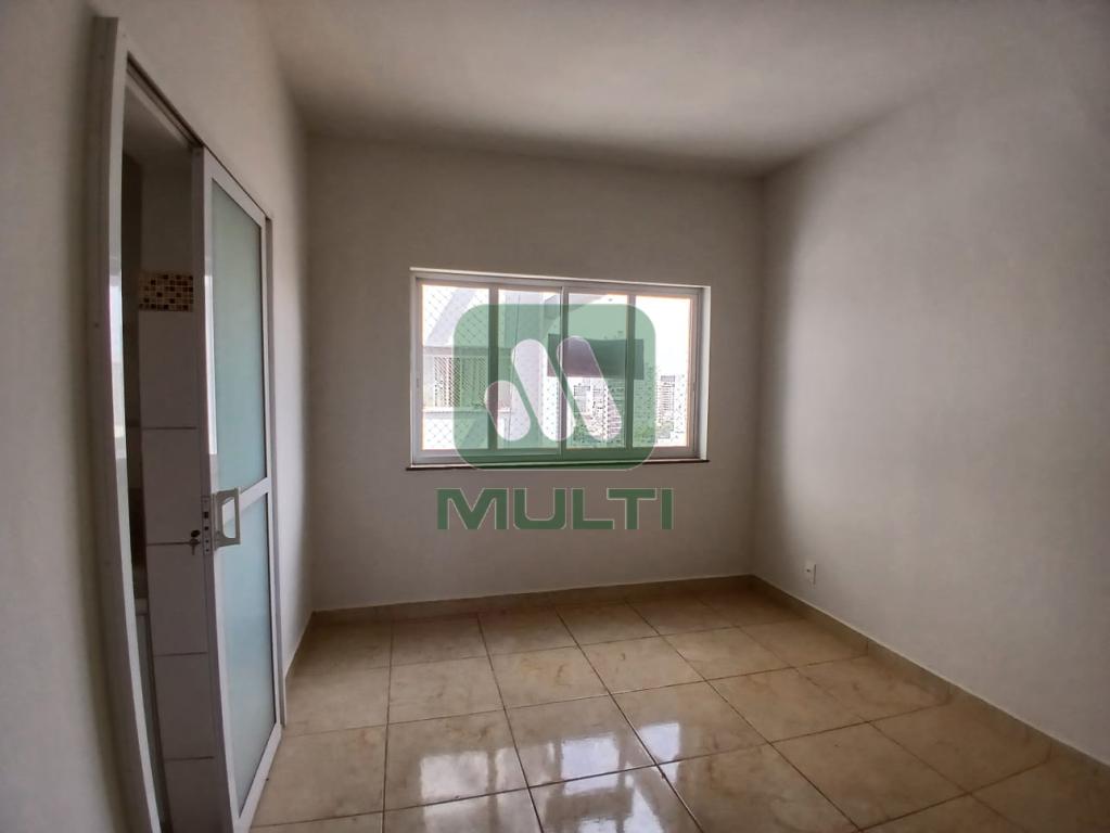 Apartamento à venda com 3 quartos, 134m² - Foto 21