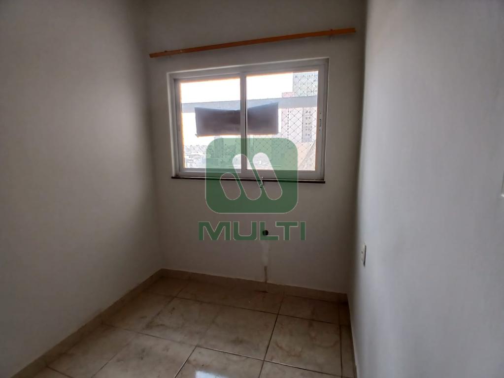 Apartamento à venda com 3 quartos, 134m² - Foto 26