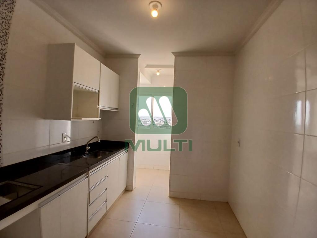 Apartamento à venda com 3 quartos, 78m² - Foto 8