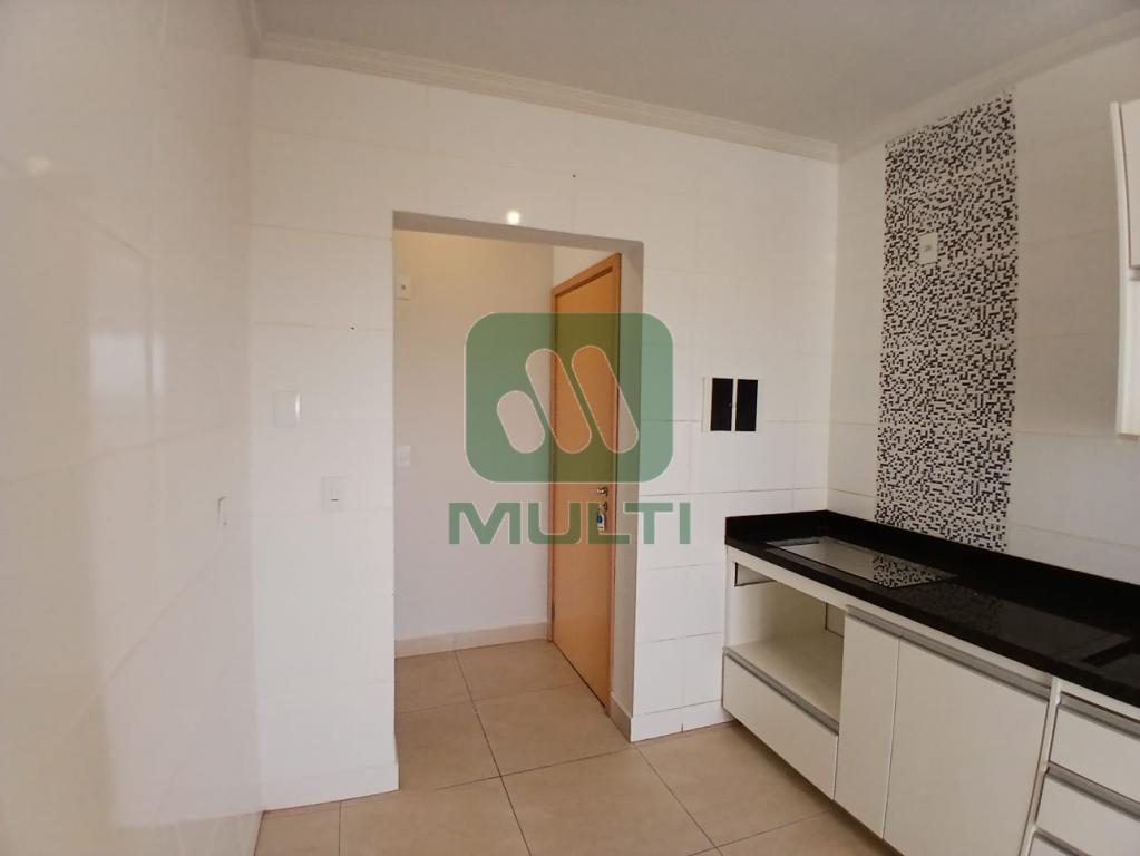 Apartamento à venda com 3 quartos, 78m² - Foto 9