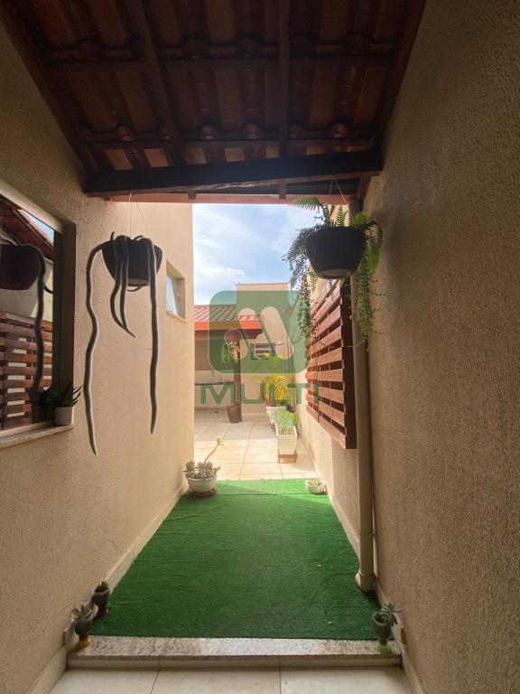 Casa à venda com 3 quartos, 158m² - Foto 18