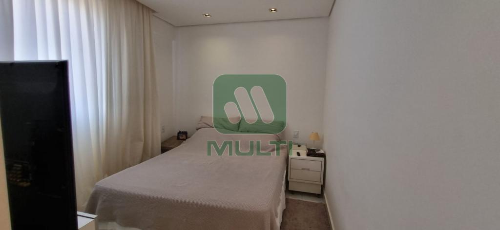 Apartamento à venda com 3 quartos, 80m² - Foto 14