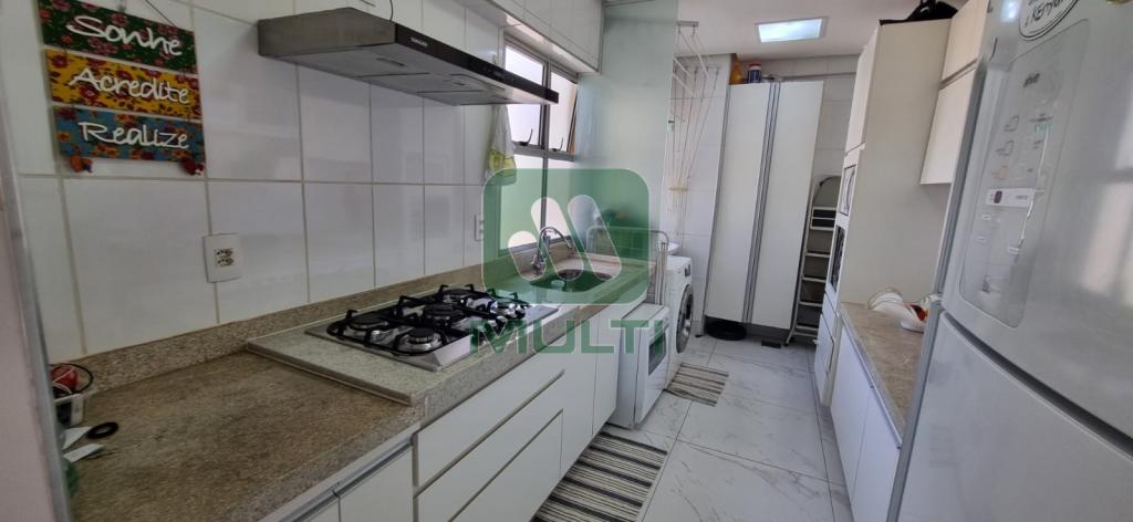 Apartamento à venda com 3 quartos, 80m² - Foto 18