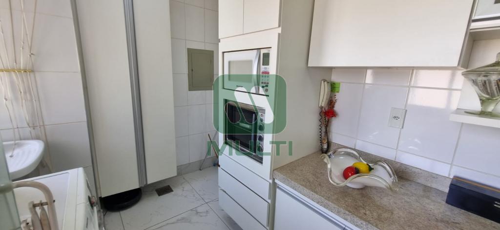 Apartamento à venda com 3 quartos, 80m² - Foto 21