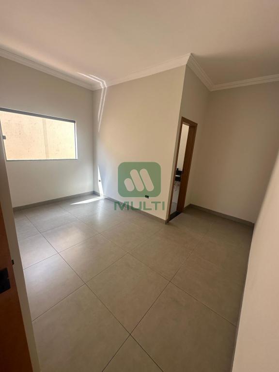 Casa à venda com 3 quartos, 72m² - Foto 15