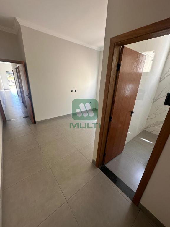 Casa à venda com 3 quartos, 72m² - Foto 16