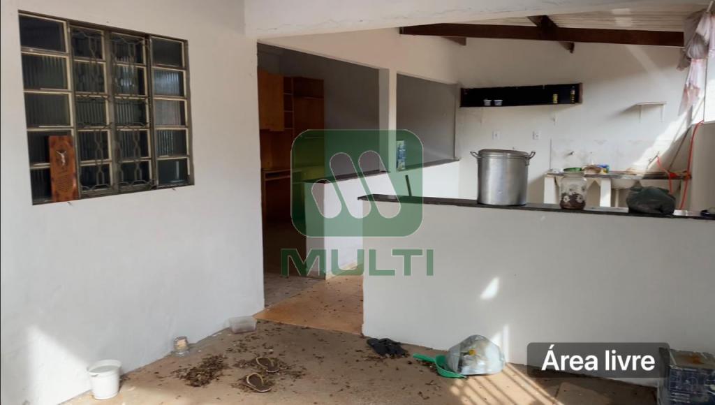 Casa à venda com 4 quartos, 248m² - Foto 15