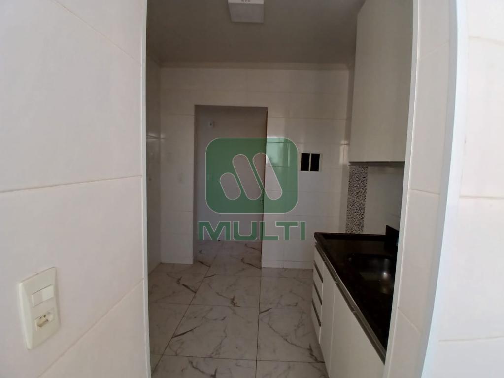 Apartamento à venda com 3 quartos, 78m² - Foto 8