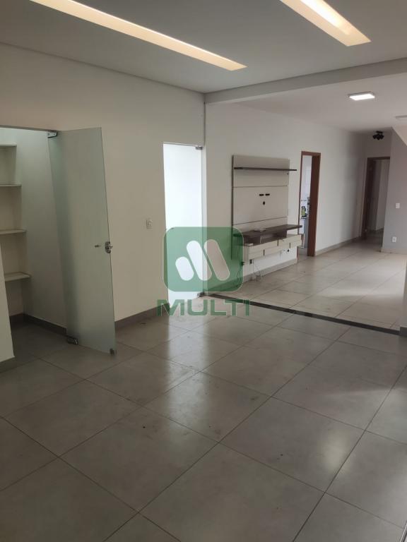 Casa de Condomínio à venda com 2 quartos, 100m² - Foto 1