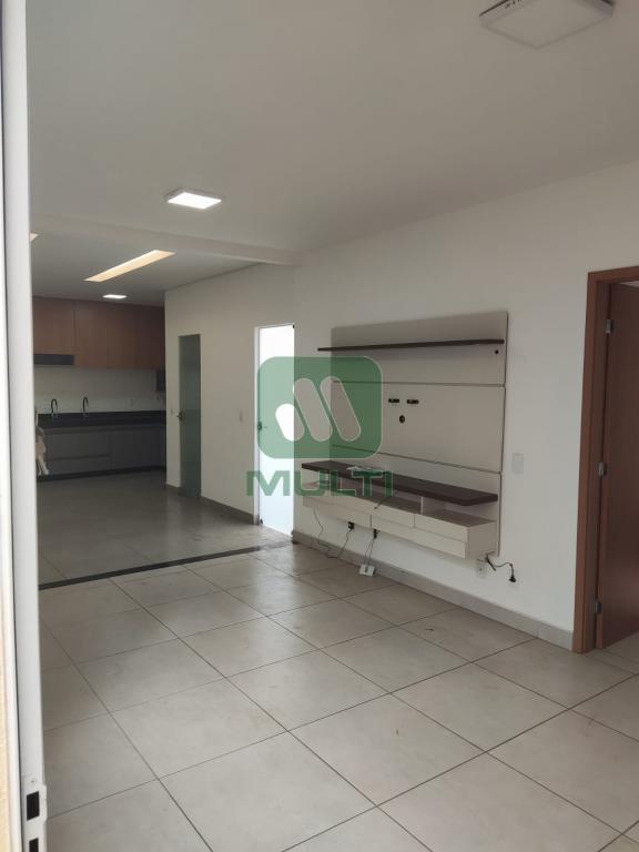 Casa de Condomínio à venda com 2 quartos, 100m² - Foto 2