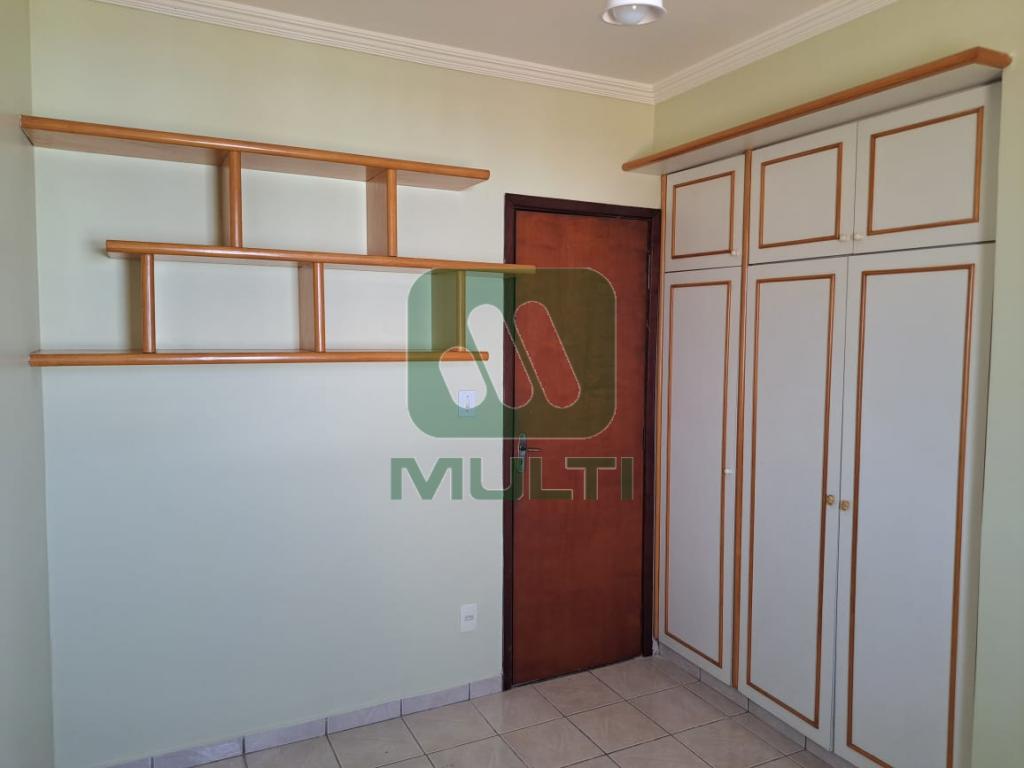 Apartamento à venda com 3 quartos, 83m² - Foto 14