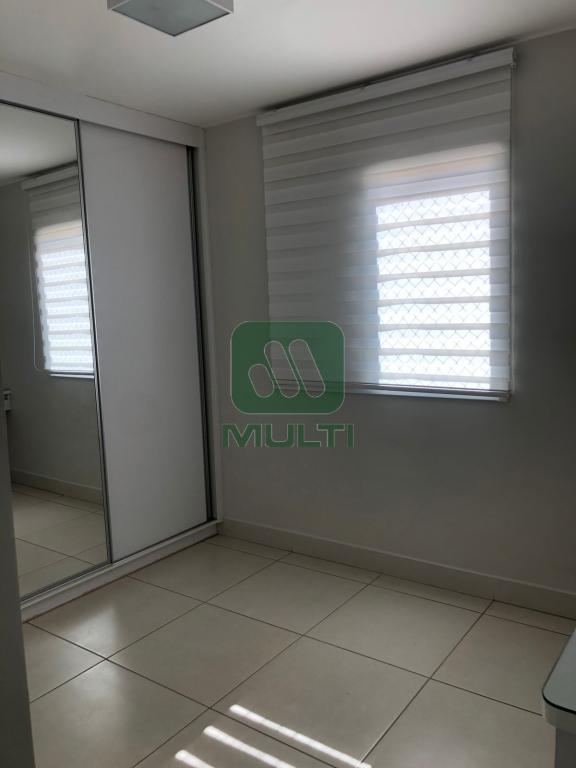 Apartamento à venda com 2 quartos, 72m² - Foto 8