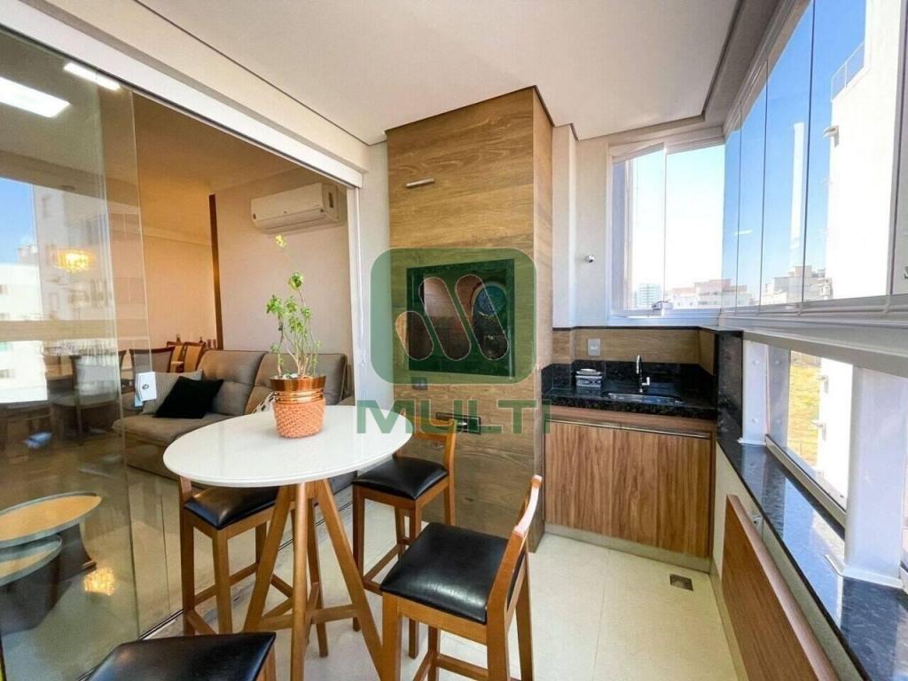 Apartamento à venda com 3 quartos, 125m² - Foto 7