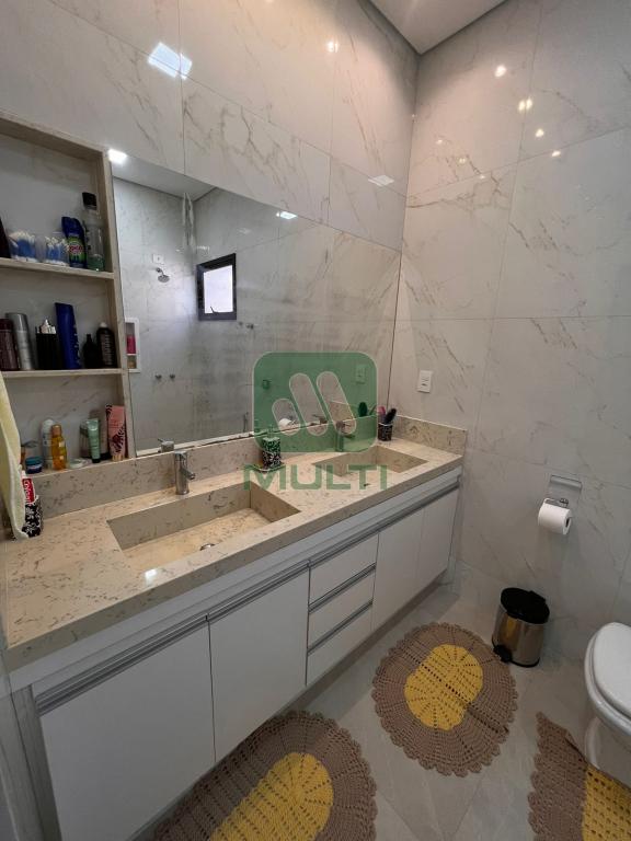 Casa de Condomínio à venda com 3 quartos, 225m² - Foto 18