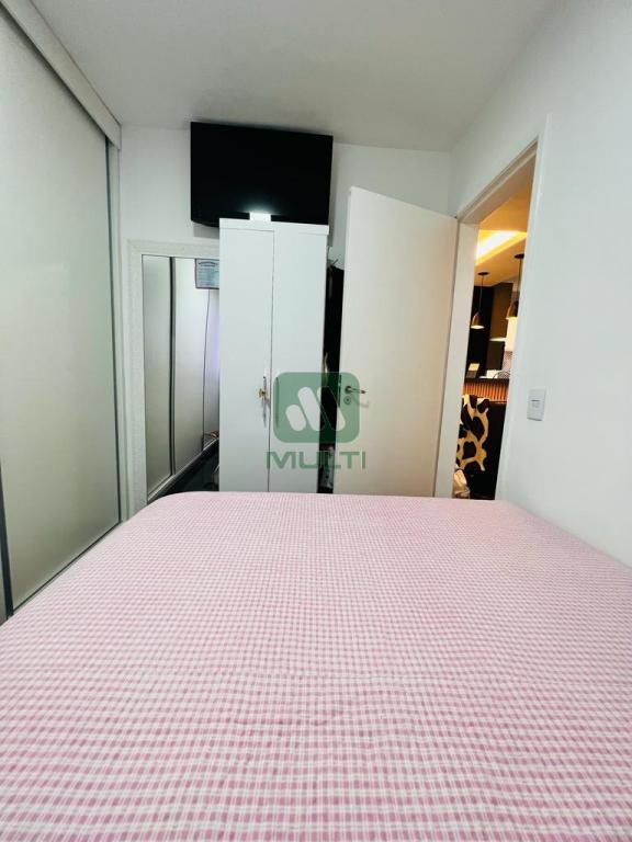 Apartamento à venda com 2 quartos, 44m² - Foto 20