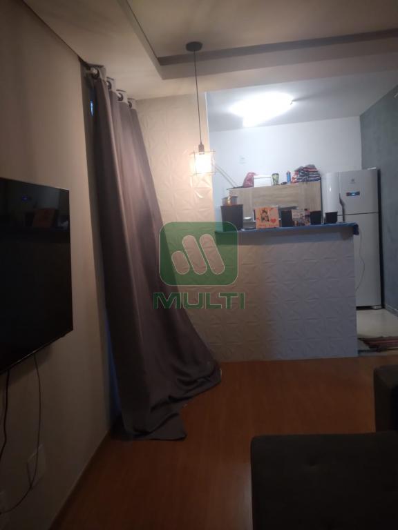 Apartamento à venda com 2 quartos, 48m² - Foto 1