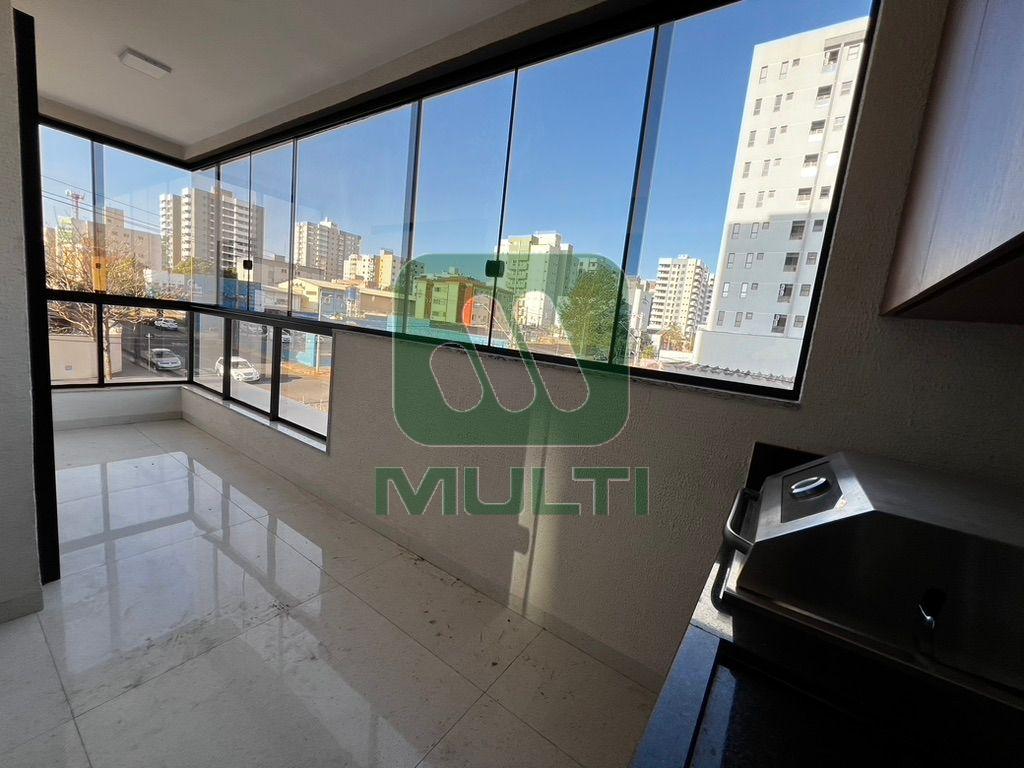 Apartamento à venda com 3 quartos, 110m² - Foto 4