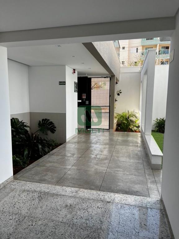 Apartamento à venda com 3 quartos, 110m² - Foto 28