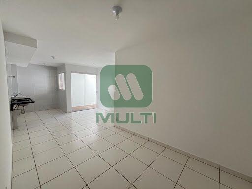 Apartamento à venda com 2 quartos, 61m² - Foto 1