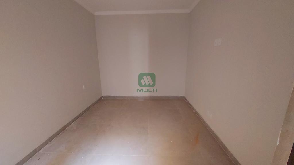 Casa à venda com 3 quartos, 190m² - Foto 6