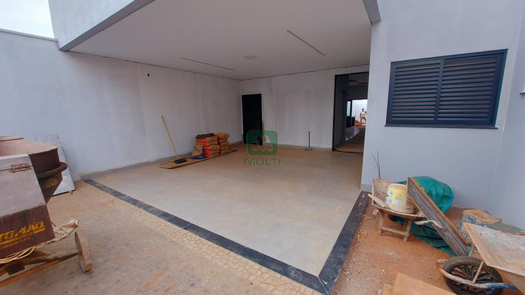 Casa à venda com 3 quartos, 190m² - Foto 10