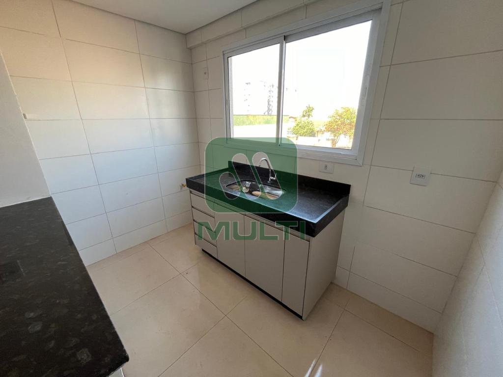 Apartamento à venda com 2 quartos, 57m² - Foto 2