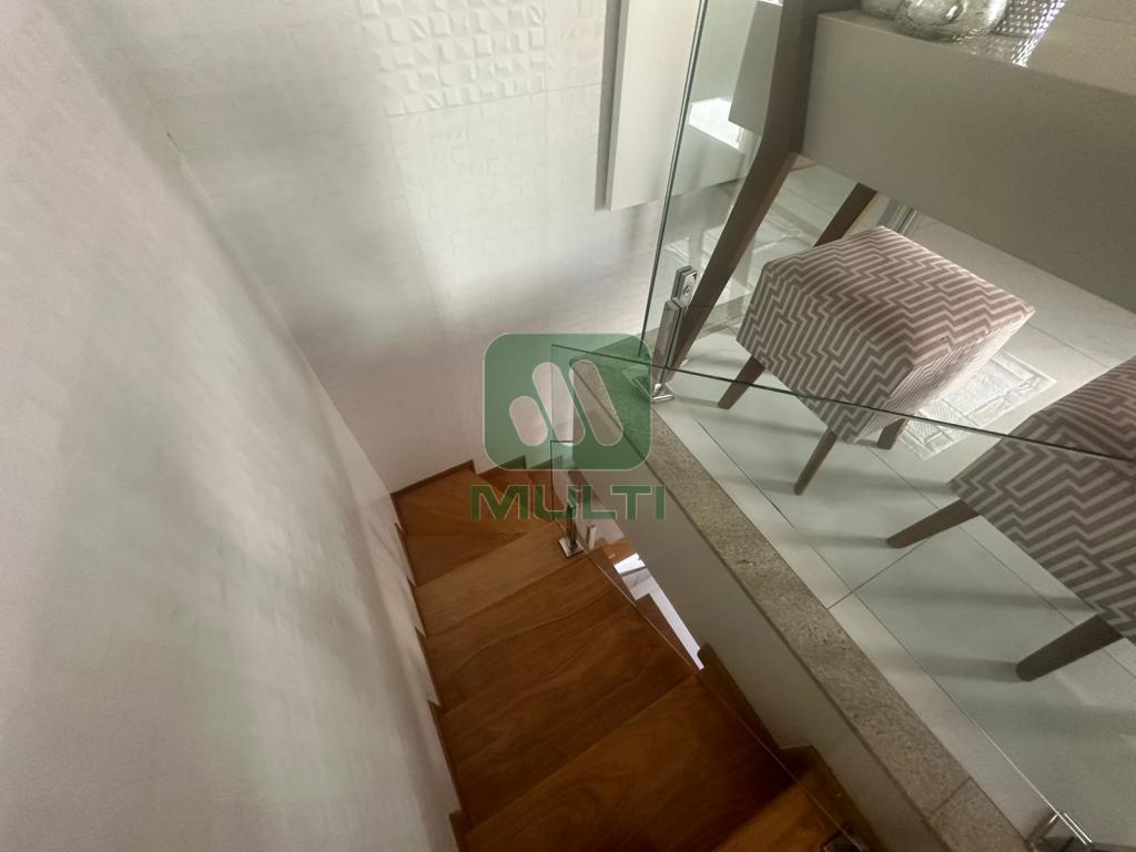 Apartamento à venda com 3 quartos, 162m² - Foto 8