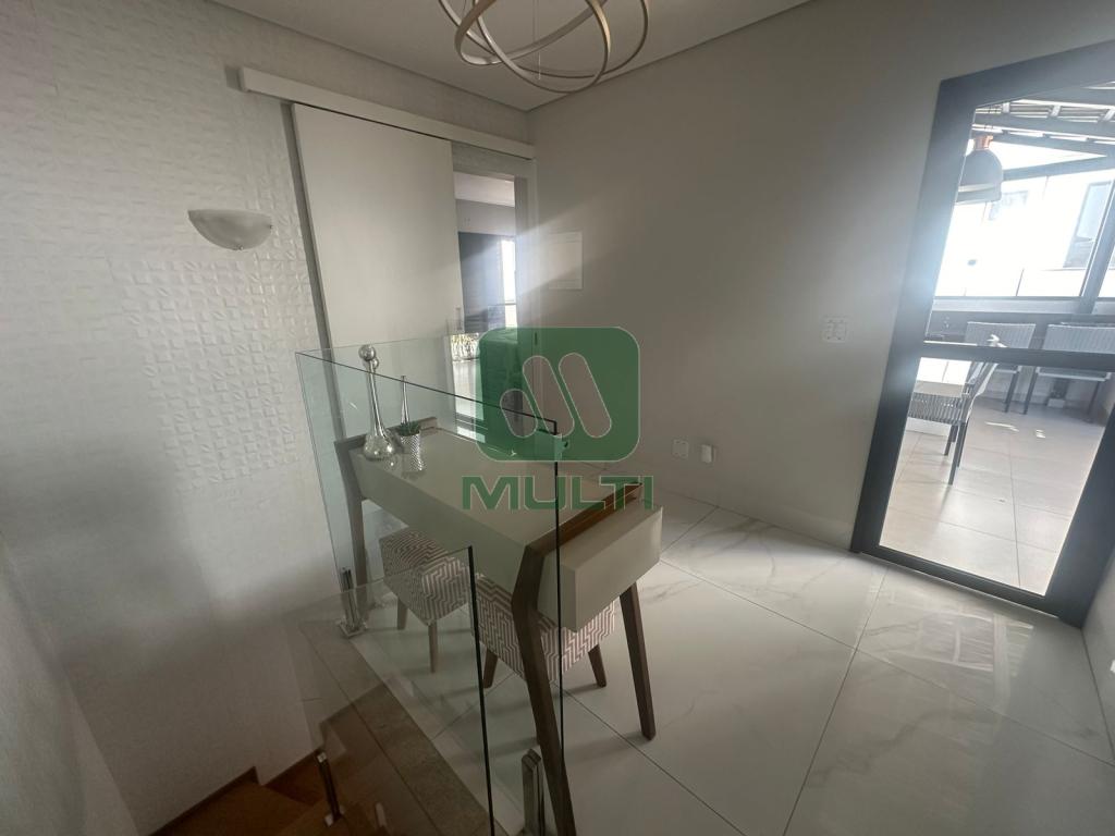 Apartamento à venda com 3 quartos, 162m² - Foto 10