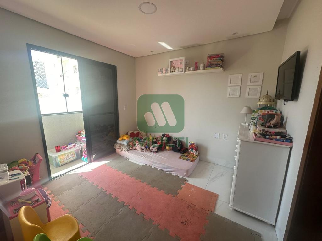 Apartamento à venda com 3 quartos, 162m² - Foto 14