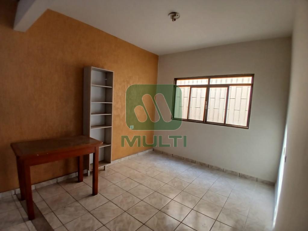 Casa à venda com 2 quartos, 124m² - Foto 6