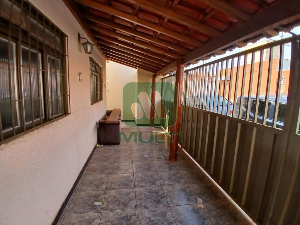 Casa à venda com 2 quartos, 124m² - Foto 23