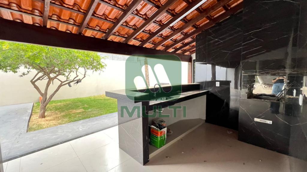 Casa à venda com 4 quartos, 233m² - Foto 19