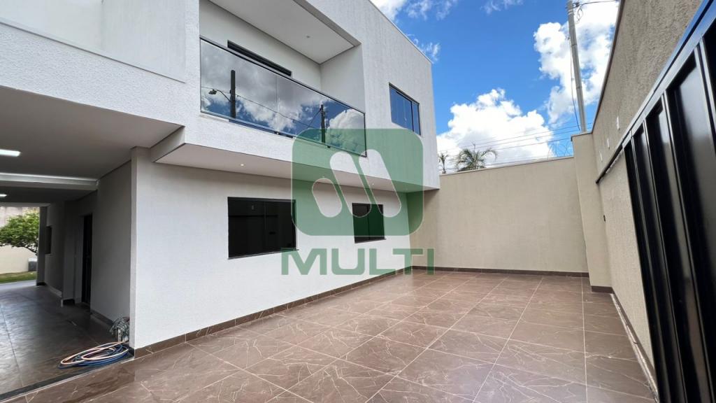 Casa à venda com 4 quartos, 233m² - Foto 29