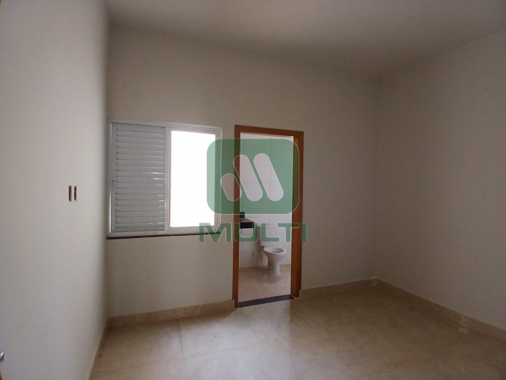 Casa à venda com 2 quartos, 63m² - Foto 11