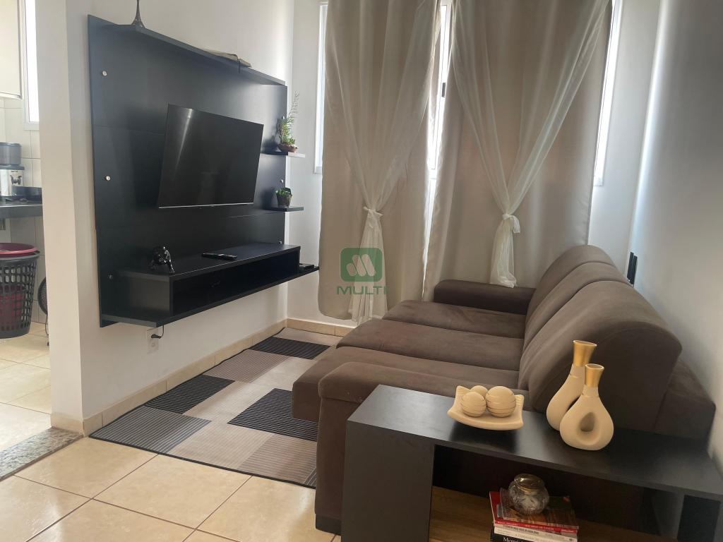 Apartamento à venda com 2 quartos, 48m² - Foto 1