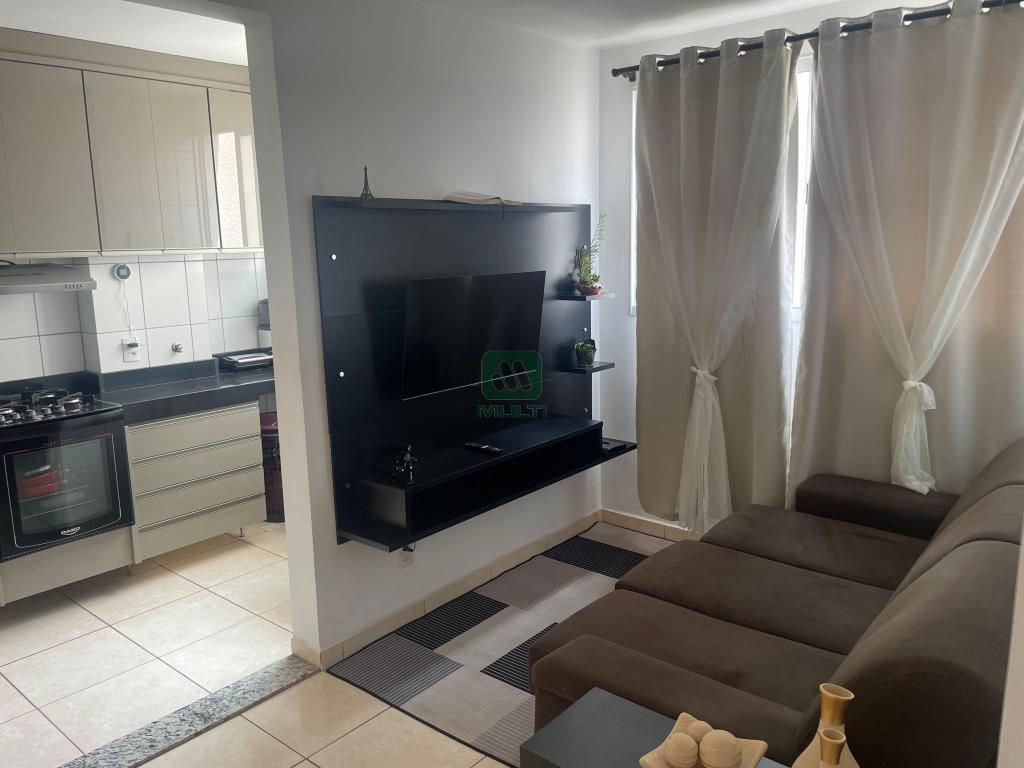 Apartamento à venda com 2 quartos, 48m² - Foto 2